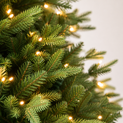 Pinevere™ Realistic Pre-Lit Christmas Tree